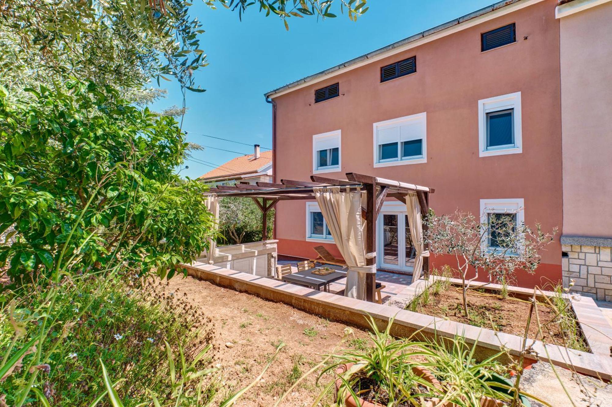 Apartament Providenca Ii *